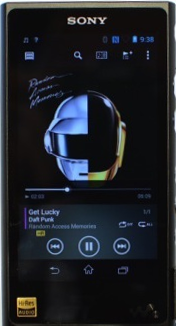 Photo: Sony Walkman ZX2