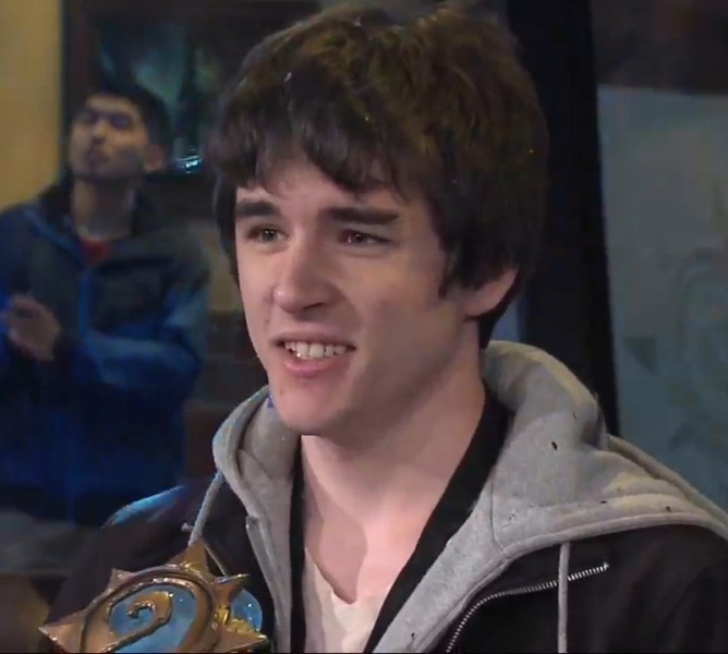 668px-Firebat_-_Hearthstone_World_Championship_2014